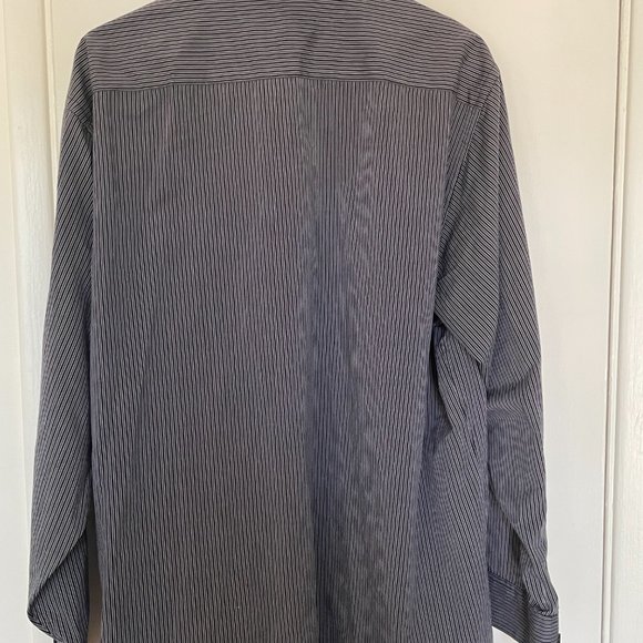 Men's Pierre Cardin Black and Gray Stripe Long Sleeve Dress Shirt Size XL - Picture 6 of 6